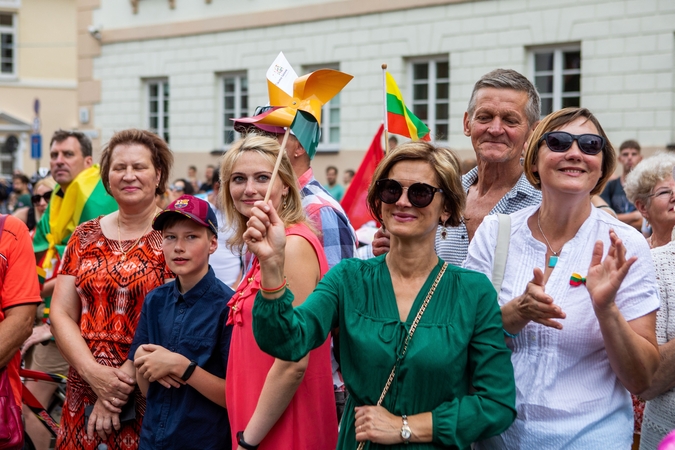 Ruošiamasi liepos 6-ajai: leista neregistruoti dalyvių nekomerciniuose renginiuose