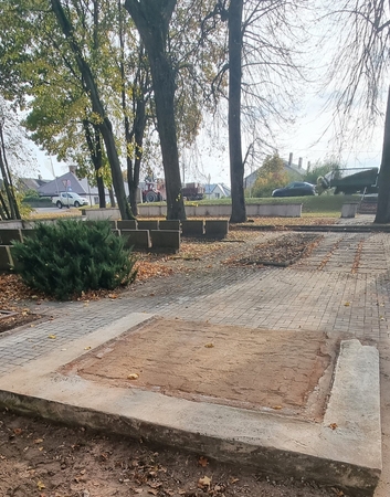 Jurbarke nukeltas paminklas sovietų kariams, artimiausiomis savaitėmis demontuos kitus