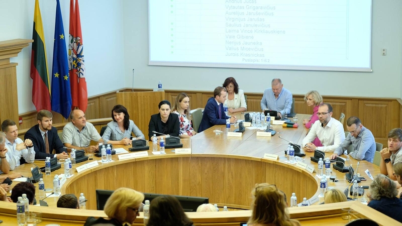 Alytuje pareigų neteko du vicemerai