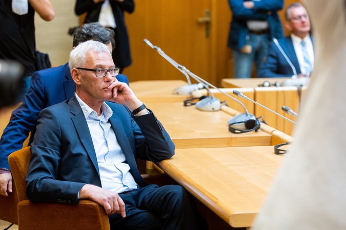 R. Lopata iškėlė idėją įstatymu uždrausti verslo ryšius su teroristine valstybe paskelbta Rusija