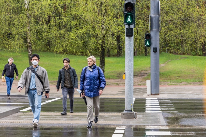 Sostinės Saulėtekio alėja – saugesnė dviratininkams ir pėstiesiems