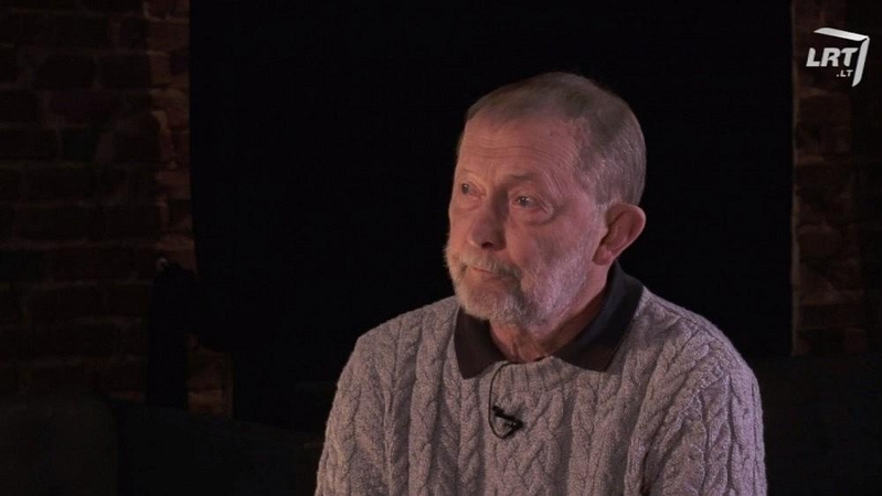 Satyrikas J. Gimberis: dabar dažnai juokaujame taip, tarsi norėtume įžeisti 