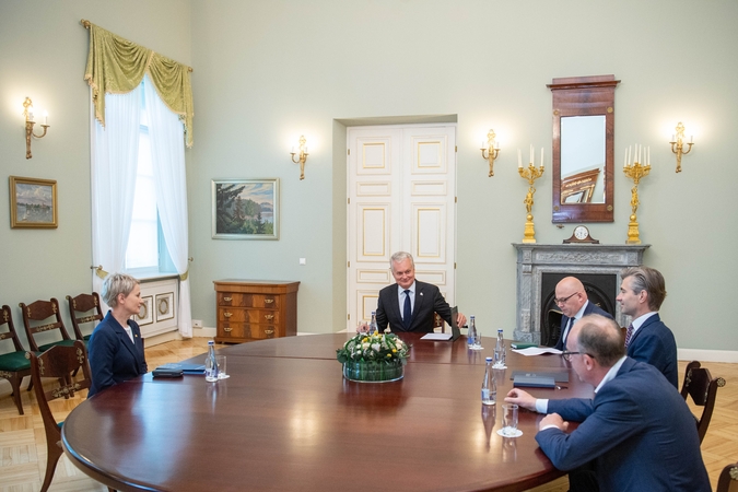 Parlamente – prezidento siūlymas dar šiemet didinti prokurorų atlyginimus