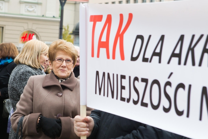 Renka parašus: tautinės mažumos jaučiasi nuskriaustos