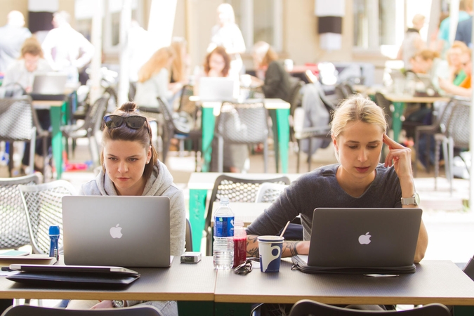 Spręs, ar paskubinti socialinio modelio svarstymą Seime