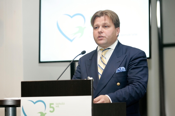 Konservatoriai kandidatu į sostinės mero postą išrinko M. Adomėną