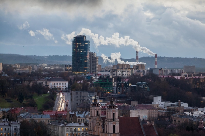 Pradedami šildyti sostinės daugiabučiai