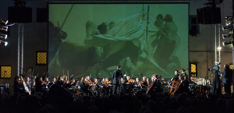 Valdovų rūmuose atgims primiršta lietuviško kino muzika