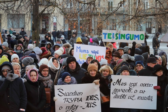 Valdžia neranda daugiau pinigų mokytojams – vėl ruošiamasi streikui