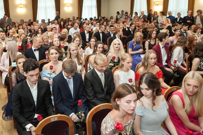 Vos įsigaliojus naujai duomenų apsaugos tvarkai – absurdiška situacija mokykloje