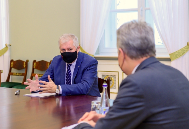 Ministras apie Lietuvos gynybą: negalime slėpti, Rusija padidino savo pajėgumus