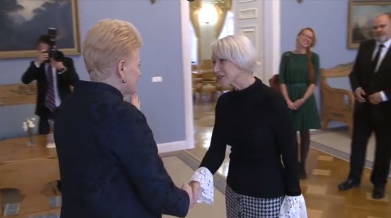 Netikėtas svečias Prezidentūroje – garsi britų aktorė H. Mirren
