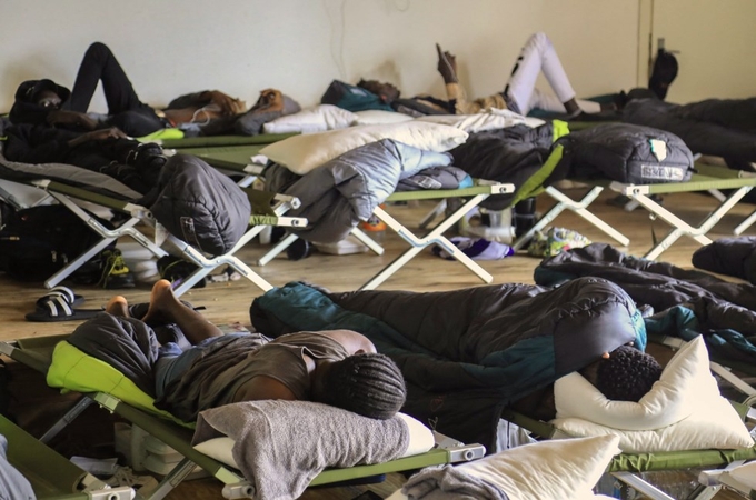 Vyriausybė skyrė 670 tūkst. migrantų mokymui, apgyvendinimui, COVID-19 padariniams