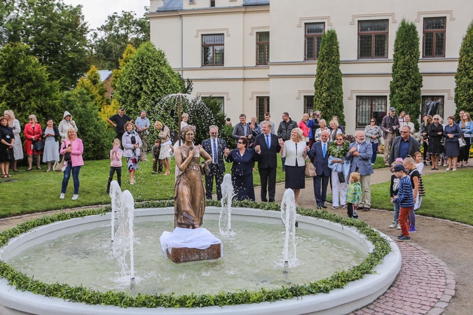 Kretinga dabinasi atgimstančia praeitimi