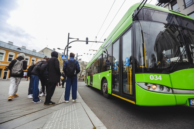 Tvarka: įmonės, sudarydamos keleivių vežimo sutartis, įsipareigoja paslaugas teikti atsakingai ir saugiai.