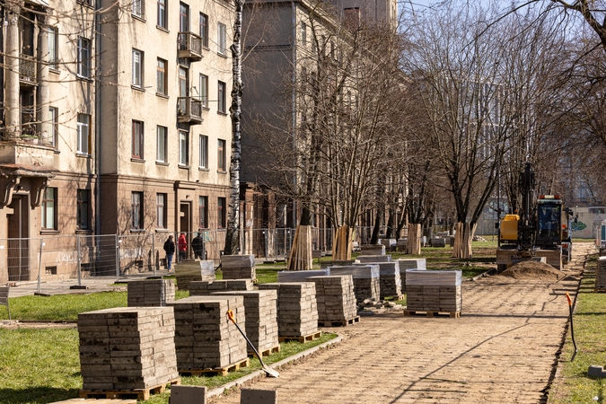 Darbai: Karaliaus Mindaugo prospekte ruošiamasi tvarkyti šilumos tinklus.