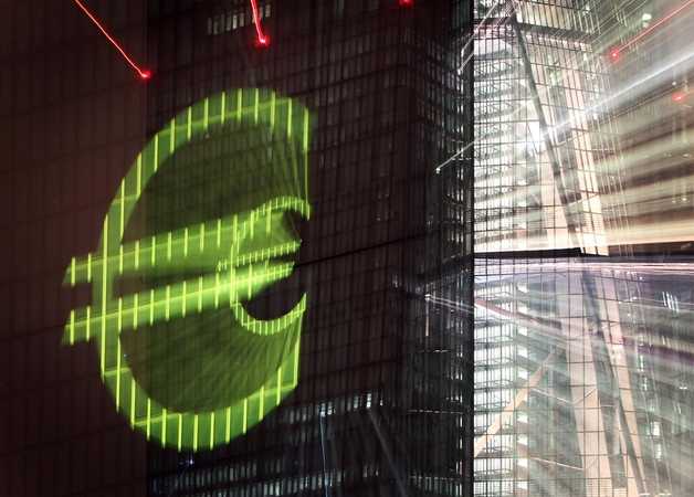 Europos bankai ir toliau nenori dirbti Irane