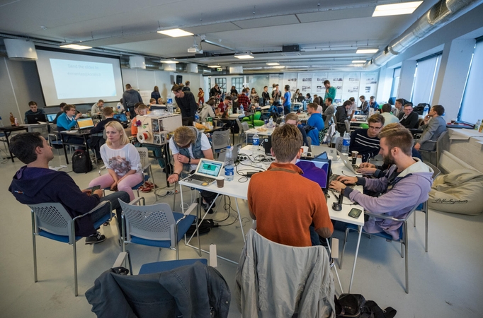Startuolių dirbtuvės: nuo fitneso programų žiurkėnams iki mėsainių iš kačiukų