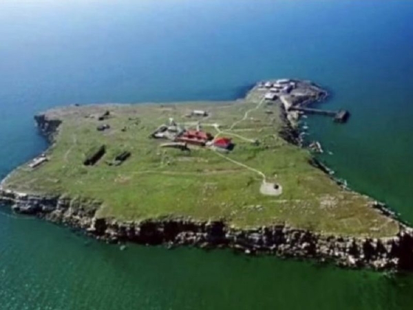 Ukraina dėl Gyvačių salos kovos tiek, kiek reikės