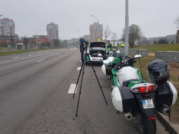 Per parą – daugiau nei pustrečio tūkstančio greičio viršijimo atvejų