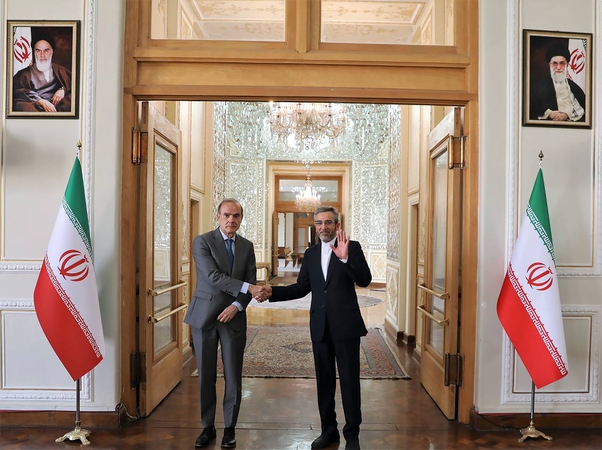 Ali Bagheri Kani ir Enrique Mora