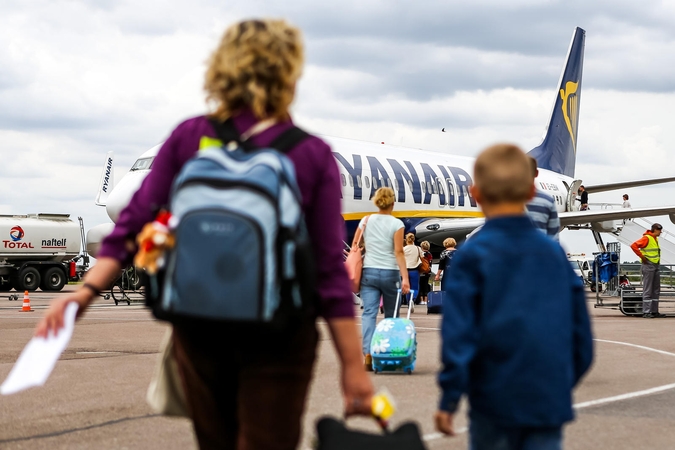 „Ryanair" paskelbė, kur iš Lietuvos skraidys žiemą