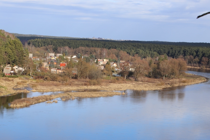 Koncentracija: daugiausia sodų bendrijų yra Neries pakrantėje ir prie Kauno marių.