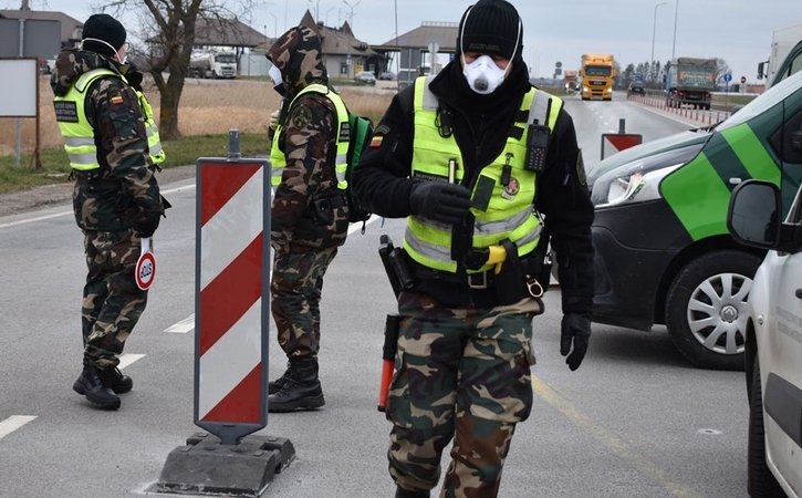 Iš Anglijos į Lietuvą grįžęs vyras teigia pergudravęs saviizoliacijos sistemą