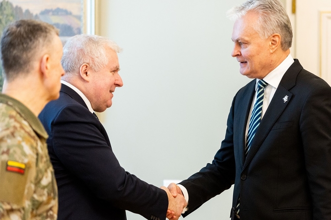 Netikėtas G. Nausėdos ir A. Anušausko susitikimas: ministras žada trauktis iš pareigų?