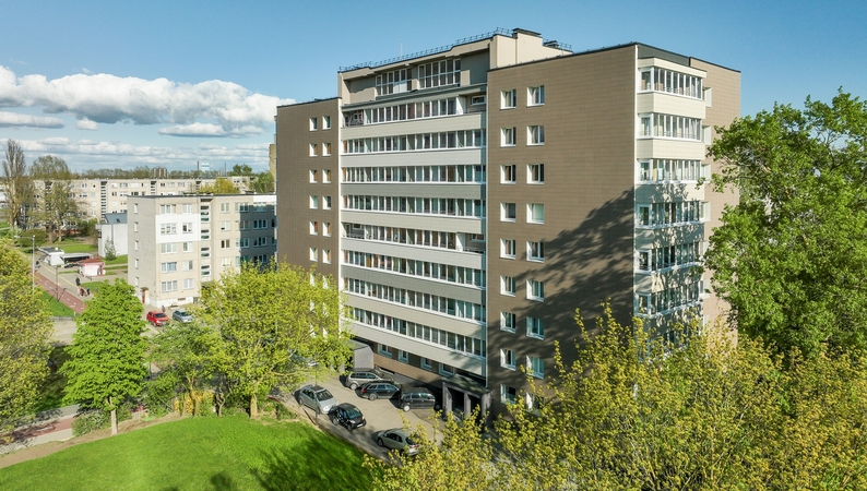 Daugiabutis po modernizacijos.