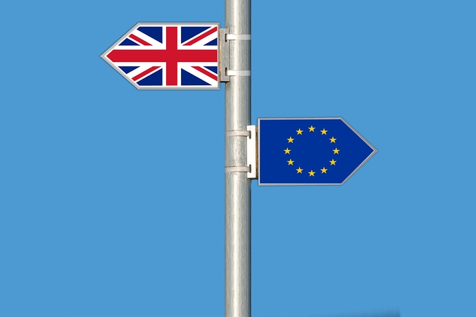 „Brexitas“ be susitarimo gali sukelti recesiją Didžiojoje Britanijoje