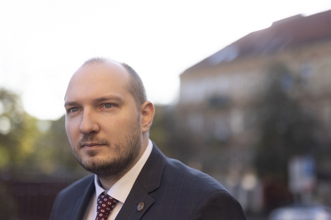 Gintautas Jakštas
