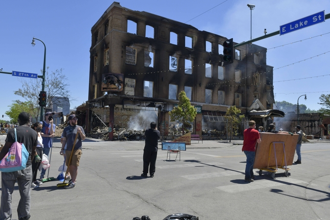 JAV per tris dienas sulaikyta beveik 1,7 tūkst. protestuotojų