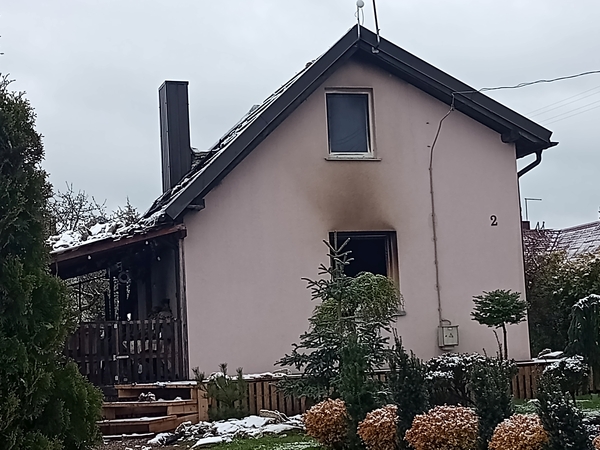Nuostoliai: policija aiškinasi vyro mirties aplinkybes ir sodo namo padegimo istoriją. 