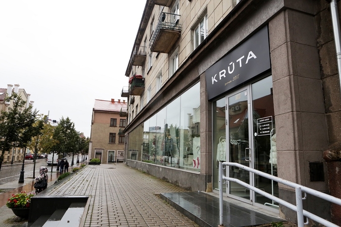 Kirtis: klaipėdiečiams buvo klausimų dėl šios parduotuvės iškabos.