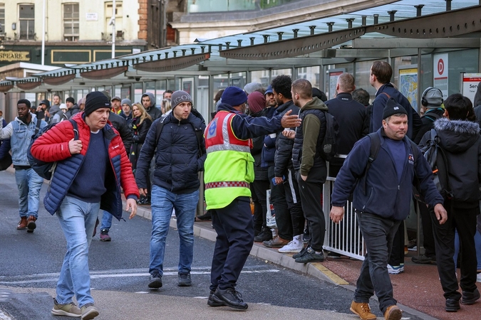 JK vyksta įvairių sektorių darbuotojų streikai