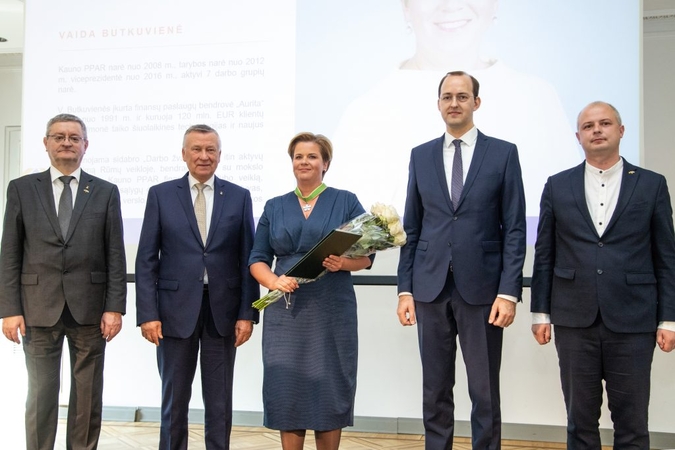 Kauno regiono verslo atstovams įteikti „Lietuvos eksporto prizo“ ir „Darbo žvaigždės“ apdovanojimai