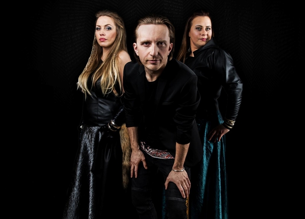 Grupė „Žalvarinis“.