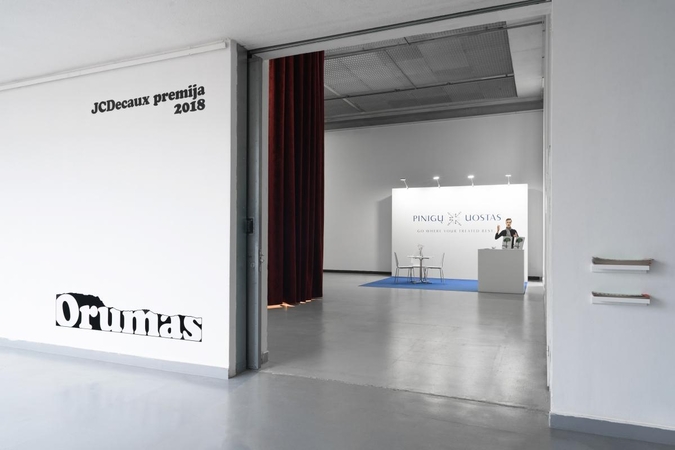 Kadras iš 2018 m. „JCDecaux premijos“ parodos „Orumas“