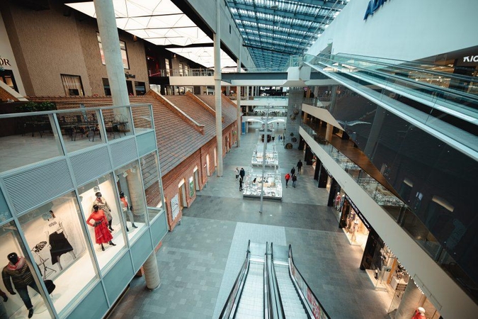 Kaune laukto prekybos centrų šturmo – nė kvapo