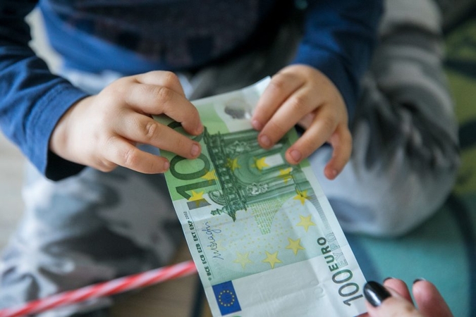 G. Skaistė: valstybė neturi lėšų remti šeimų ir didesniu NPD, ir vaiko pinigais