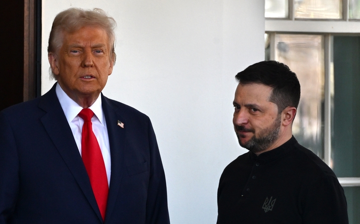 Donaldas Trumpas (kairėje) ir Volodymyras Zelenskis