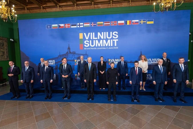 Bukarešto devintuko ir Šiaurės šalių vadovų susitikimas