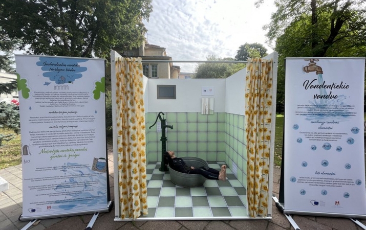 M. Dirsytės performansu šalyje startuoja vandeniui tausoti skirta kampanija
