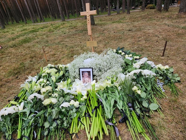 Į amžinąją kelionę išlydėtas netikėtai miręs V. Garasto sūnus 