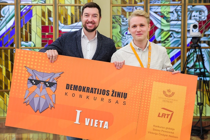 Demokratijos žinių konkursą laimėjo gimnazistas iš Klaipėdos
