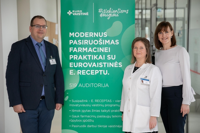 „Eurovaistinės“ įrengtoje auditorijoje – galimybė susipažinti su vaistininko darbu