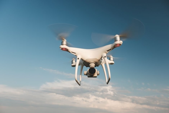 Šaulių sąjungai už 1,5 mln. eurų bus nupirkta 100 ketursraigčių dronų