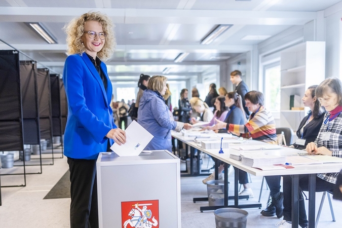 Aušrinė Armonaitė