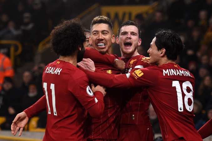 „Liverpool“ paskutinėmis minutėmis išsigelbėjo Vulverhamptone